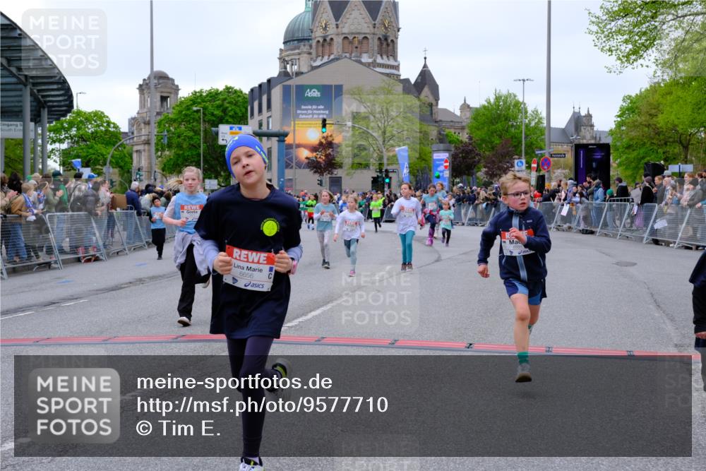 25.04.2026 - Das Zehntel Tim E. http://msf.ph/oto/9577710 25.04.2026 11:01:08 Ziel 5160, 5171, 5183, 5188, 5192, 5478, 5588, 5605, 5636, 5672, 5714, 5950, 5966, 6001, 6021, 6211, 6435, 6436, 6444, 6509, 6575, 6594, 6656, 7304, 7505, 7514, 7531, 7562, 7670, 7671, 7676, 7804, 7865 meine-sportfotos.de