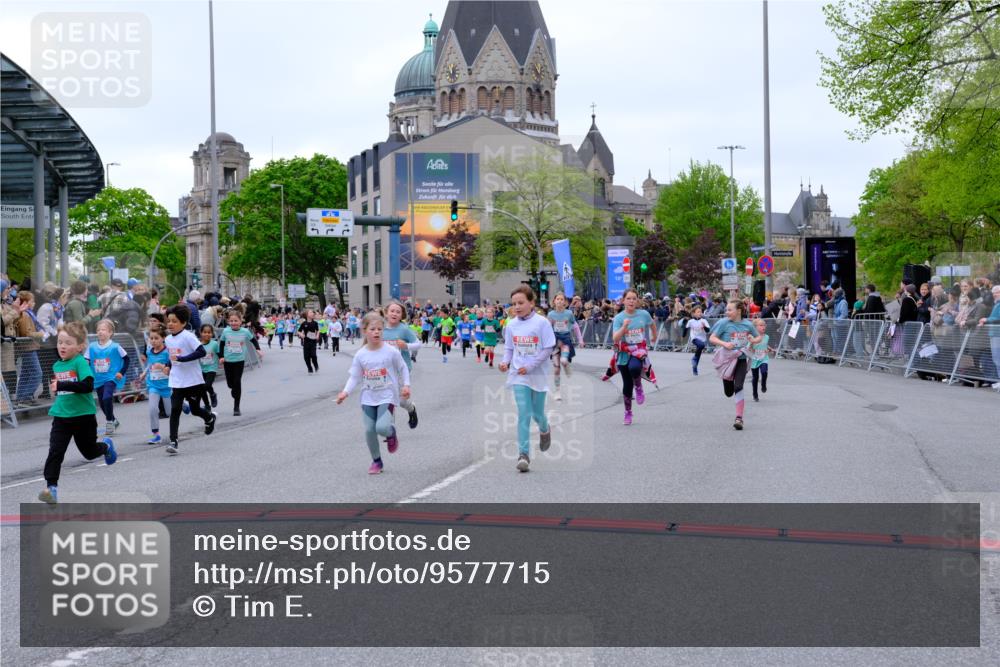 25.04.2026 - Das Zehntel Tim E. http://msf.ph/oto/9577715 25.04.2026 11:01:10 Ziel 5160, 5171, 5183, 5188, 5192, 5194, 5478, 5588, 5605, 5636, 5672, 5714, 5930, 5943, 5950, 6001, 6021, 6211, 6435, 6436, 6444, 6509, 6575, 6594, 6656, 7014, 7304, 7505, 7514, 7531, 7562, 7670, 7671, 7676, 7804, 7865 meine-sportfotos.de