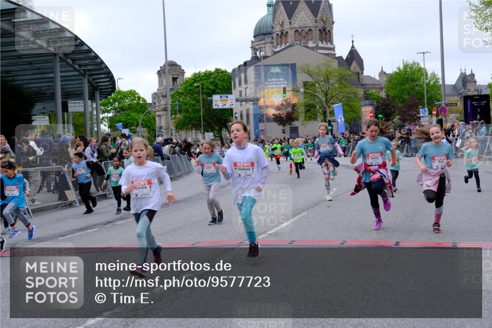 25.04.2026 - Das Zehntel Tim E. http://msf.ph/oto/9577723 25.04.2026 11:01:11 Ziel 5160, 5171, 5183, 5188, 5192, 5194, 5243, 5254, 5478, 5588, 5605, 5636, 5672, 5714, 5930, 5943, 5950, 6001, 6021, 6211, 6436, 6509, 6575, 6594, 6656, 7014, 7304, 7505, 7514, 7531, 7562, 7670, 7671, 7676, 7804, 7865 meine-sportfotos.de