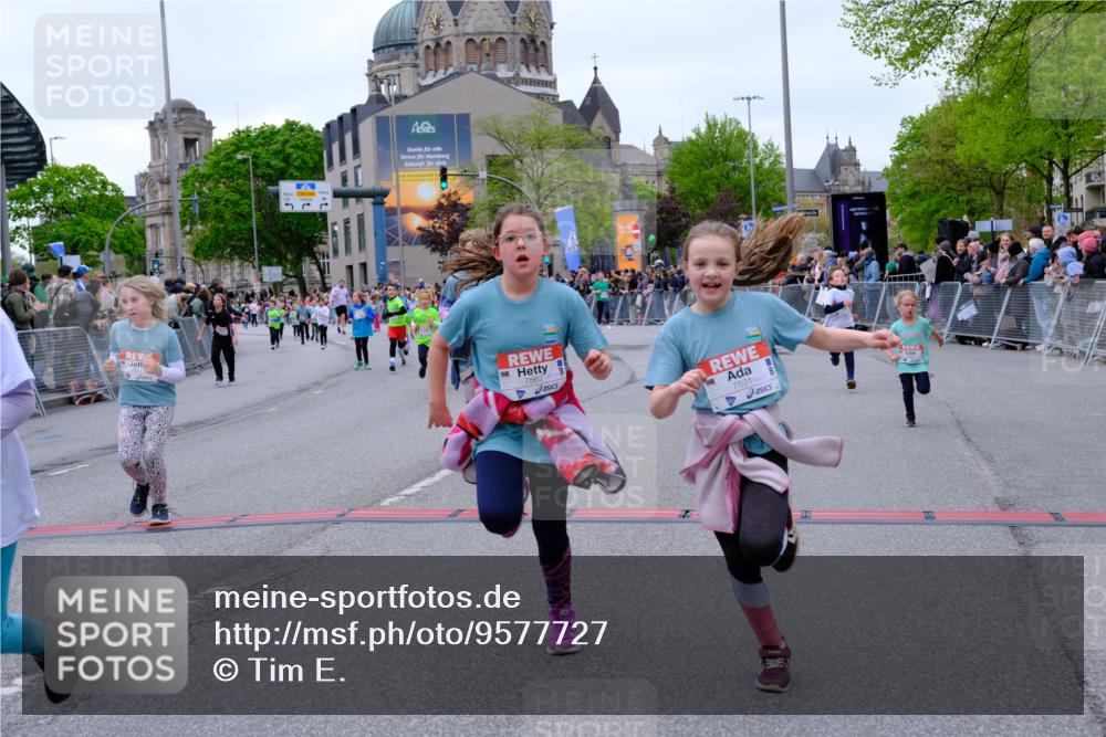 25.04.2026 - Das Zehntel Tim E. http://msf.ph/oto/9577727 25.04.2026 11:01:12 Ziel 5160, 5171, 5183, 5188, 5192, 5194, 5243, 5254, 5588, 5605, 5636, 5930, 5943, 5950, 6001, 6021, 6289, 6436, 6575, 6594, 6656, 6943, 7014, 7304, 7505, 7514, 7531, 7562, 7670, 7671, 7676, 7784, 7865 meine-sportfotos.de