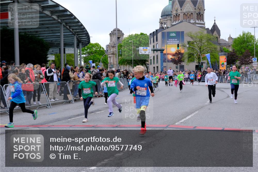 25.04.2026 - Das Zehntel Tim E. http://msf.ph/oto/9577749 25.04.2026 11:01:19 Ziel 5138, 5194, 5243, 5254, 5605, 5636, 5670, 5707, 5930, 5943, 6001, 6021, 6287, 6289, 6464, 6503, 6511, 6513, 6549, 6943, 7014, 7085, 7157, 7505, 7514, 7573, 7670, 7693, 7784 meine-sportfotos.de