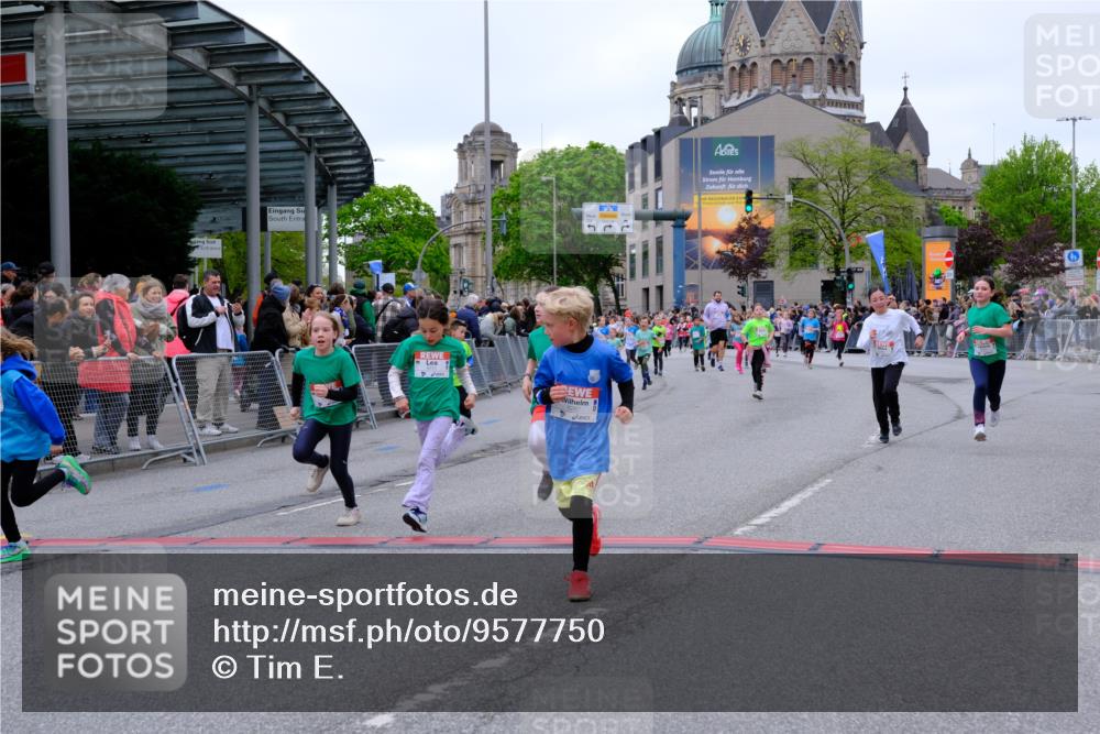 25.04.2026 - Das Zehntel Tim E. http://msf.ph/oto/9577750 25.04.2026 11:01:19 Ziel 5138, 5194, 5243, 5254, 5605, 5636, 5670, 5707, 5930, 5943, 6001, 6021, 6287, 6289, 6464, 6503, 6511, 6513, 6549, 6943, 7014, 7085, 7157, 7505, 7514, 7573, 7670, 7693, 7784 meine-sportfotos.de