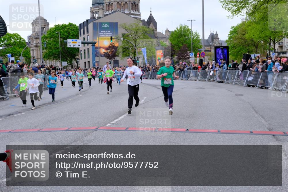 25.04.2026 - Das Zehntel Tim E. http://msf.ph/oto/9577752 25.04.2026 11:01:20 Ziel 5138, 5194, 5243, 5254, 5670, 5707, 5930, 5943, 5980, 6001, 6021, 6287, 6289, 6464, 6503, 6511, 6513, 6549, 6943, 7014, 7085, 7157, 7514, 7573, 7670, 7693, 7784 meine-sportfotos.de