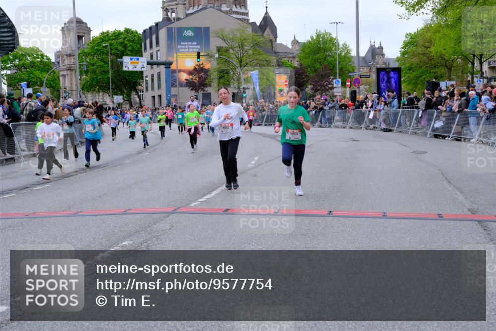 25.04.2026 - Das Zehntel Tim E. http://msf.ph/oto/9577754 25.04.2026 11:01:20 Ziel 5138, 5194, 5243, 5254, 5670, 5707, 5930, 5943, 5980, 6001, 6021, 6287, 6289, 6464, 6503, 6511, 6513, 6549, 6943, 7014, 7085, 7157, 7514, 7573, 7670, 7693, 7784 meine-sportfotos.de