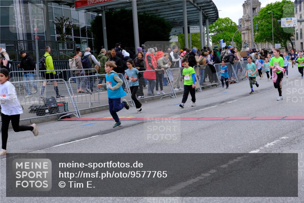 25.04.2026 - Das Zehntel Tim E. http://msf.ph/oto/9577765 25.04.2026 11:01:23 Ziel 5138, 5243, 5254, 5670, 5707, 5718, 5941, 5976, 5980, 6287, 6289, 6464, 6503, 6511, 6513, 6549, 6833, 6943, 7020, 7085, 7157, 7443, 7482, 7573, 7693, 7707, 7708, 7728, 7784 meine-sportfotos.de