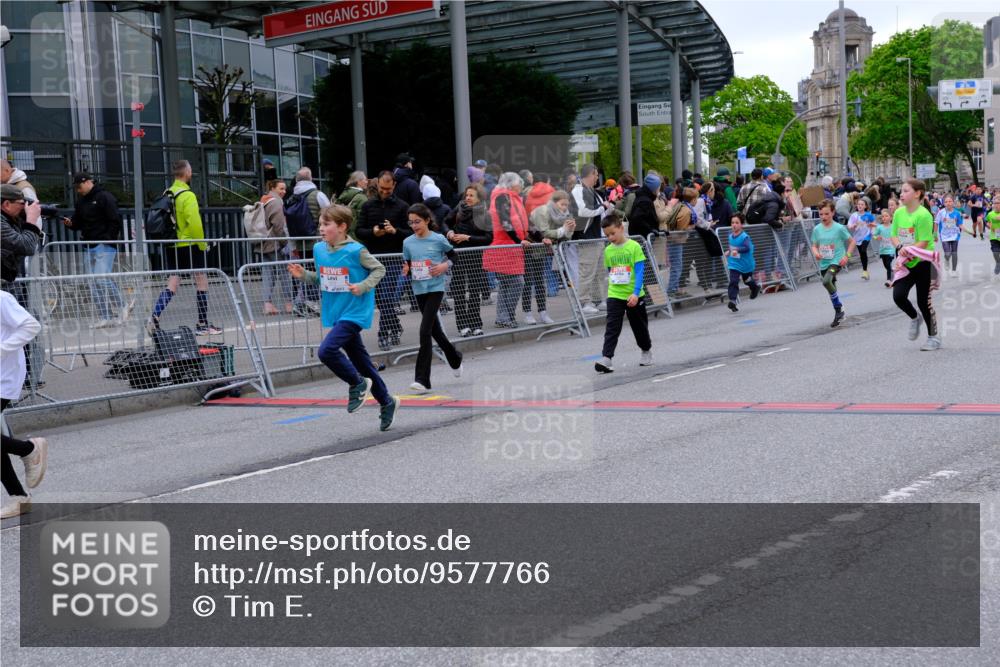 25.04.2026 - Das Zehntel Tim E. http://msf.ph/oto/9577766 25.04.2026 11:01:23 Ziel 5138, 5243, 5254, 5670, 5707, 5718, 5941, 5976, 5980, 6287, 6289, 6464, 6503, 6511, 6513, 6549, 6833, 6943, 7020, 7085, 7157, 7443, 7482, 7573, 7693, 7707, 7708, 7728, 7784 meine-sportfotos.de