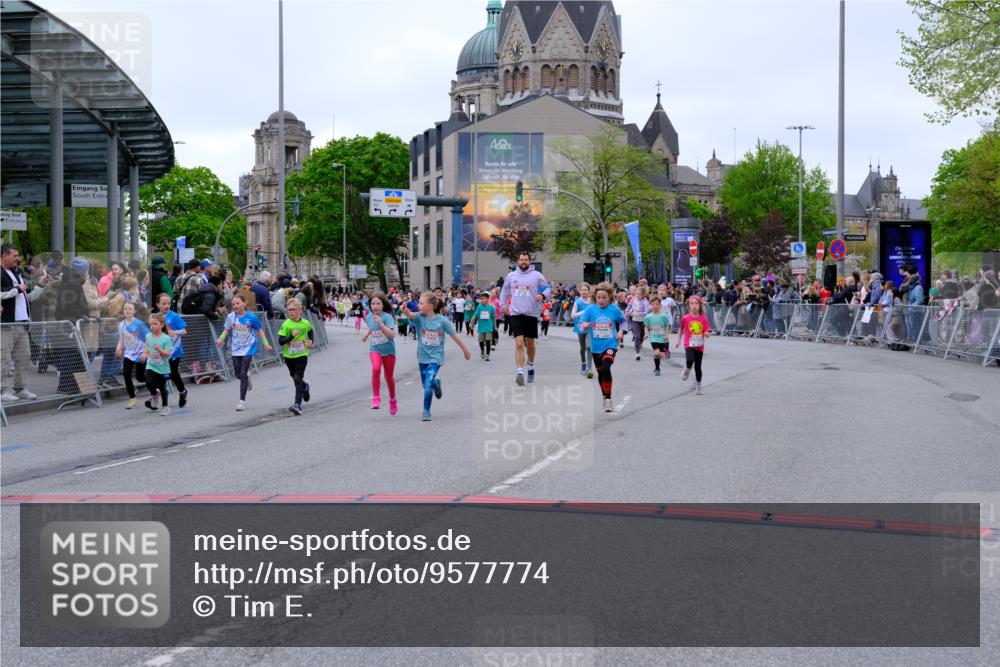 25.04.2026 - Das Zehntel Tim E. http://msf.ph/oto/9577774 25.04.2026 11:01:25 Ziel 5055, 5065, 5138, 5653, 5670, 5707, 5718, 5935, 5941, 5976, 5980, 6287, 6464, 6503, 6511, 6513, 6549, 6833, 7020, 7085, 7157, 7443, 7482, 7573, 7693, 7707, 7708, 7728 meine-sportfotos.de