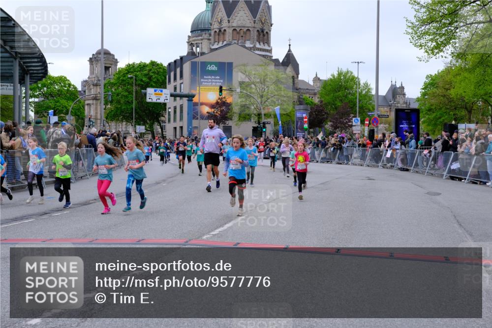 25.04.2026 - Das Zehntel Tim E. http://msf.ph/oto/9577776 25.04.2026 11:01:26 Ziel 5055, 5065, 5138, 5653, 5670, 5707, 5718, 5935, 5941, 5976, 5980, 5992, 6464, 6503, 6511, 6513, 6549, 6833, 7020, 7085, 7157, 7443, 7482, 7573, 7693, 7707, 7708, 7728 meine-sportfotos.de