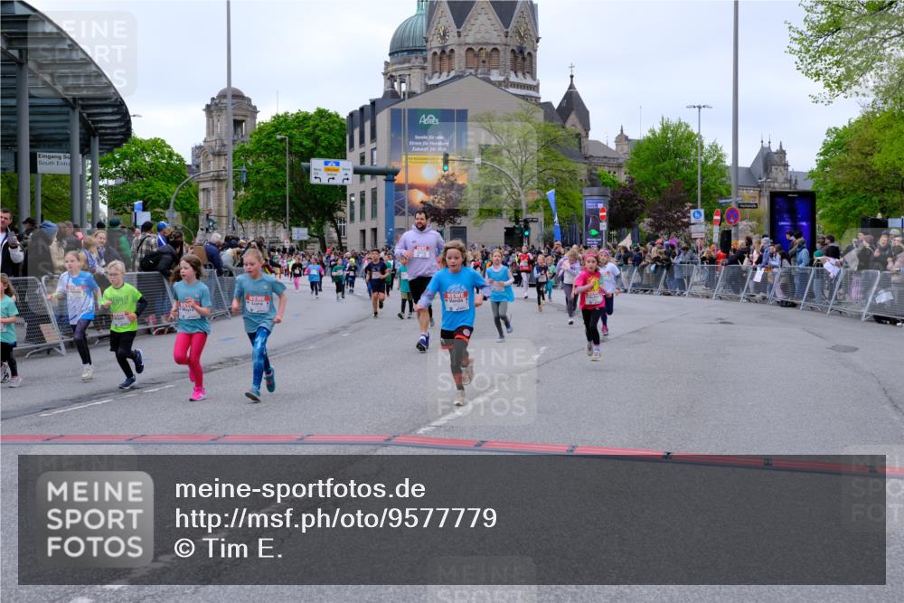 25.04.2026 - Das Zehntel Tim E. http://msf.ph/oto/9577779 25.04.2026 11:01:26 Ziel 5055, 5065, 5138, 5653, 5670, 5707, 5718, 5935, 5941, 5976, 5980, 5992, 6464, 6503, 6511, 6513, 6549, 6833, 7020, 7085, 7157, 7443, 7482, 7573, 7693, 7707, 7708, 7728 meine-sportfotos.de