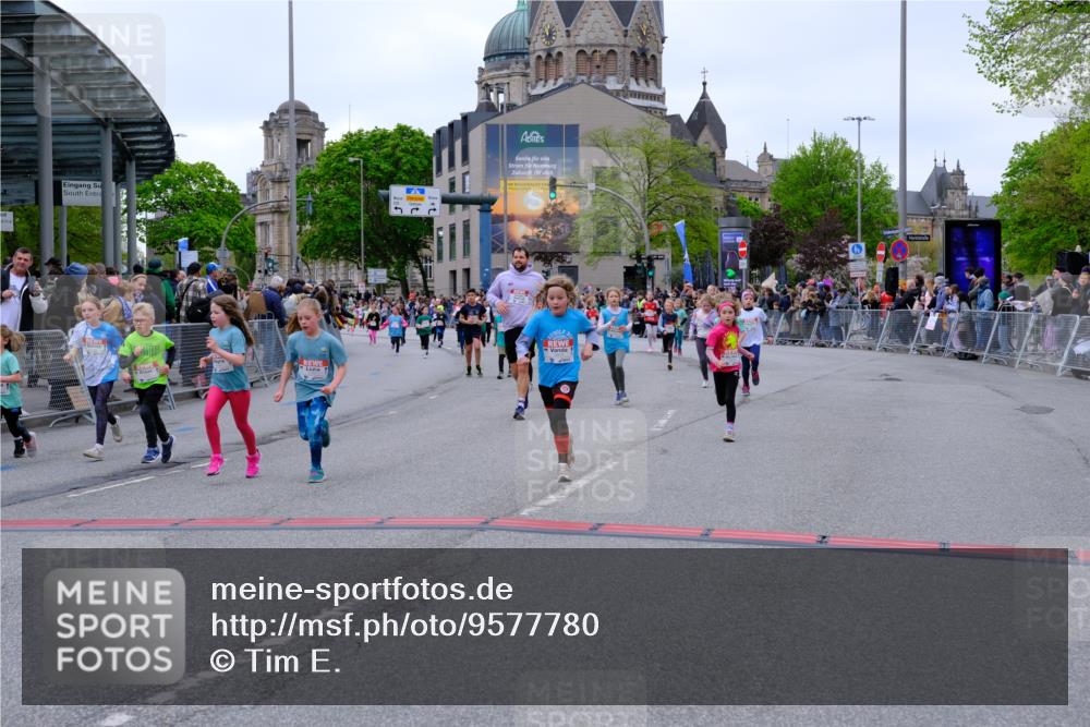 25.04.2026 - Das Zehntel Tim E. http://msf.ph/oto/9577780 25.04.2026 11:01:26 Ziel 5055, 5065, 5138, 5653, 5670, 5707, 5718, 5935, 5941, 5976, 5980, 5992, 6464, 6503, 6511, 6513, 6549, 6833, 7020, 7085, 7157, 7443, 7482, 7573, 7693, 7707, 7708, 7728 meine-sportfotos.de