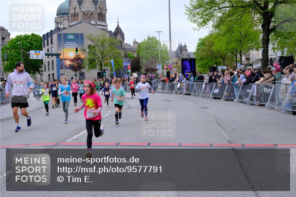 25.04.2026 - Das Zehntel Tim E. http://msf.ph/oto/9577791 25.04.2026 11:01:28 Ziel 5055, 5065, 5138, 5653, 5670, 5718, 5935, 5941, 5976, 5980, 5992, 6203, 6204, 6464, 6833, 7020, 7085, 7157, 7188, 7443, 7482, 7573, 7707, 7708, 7728 meine-sportfotos.de