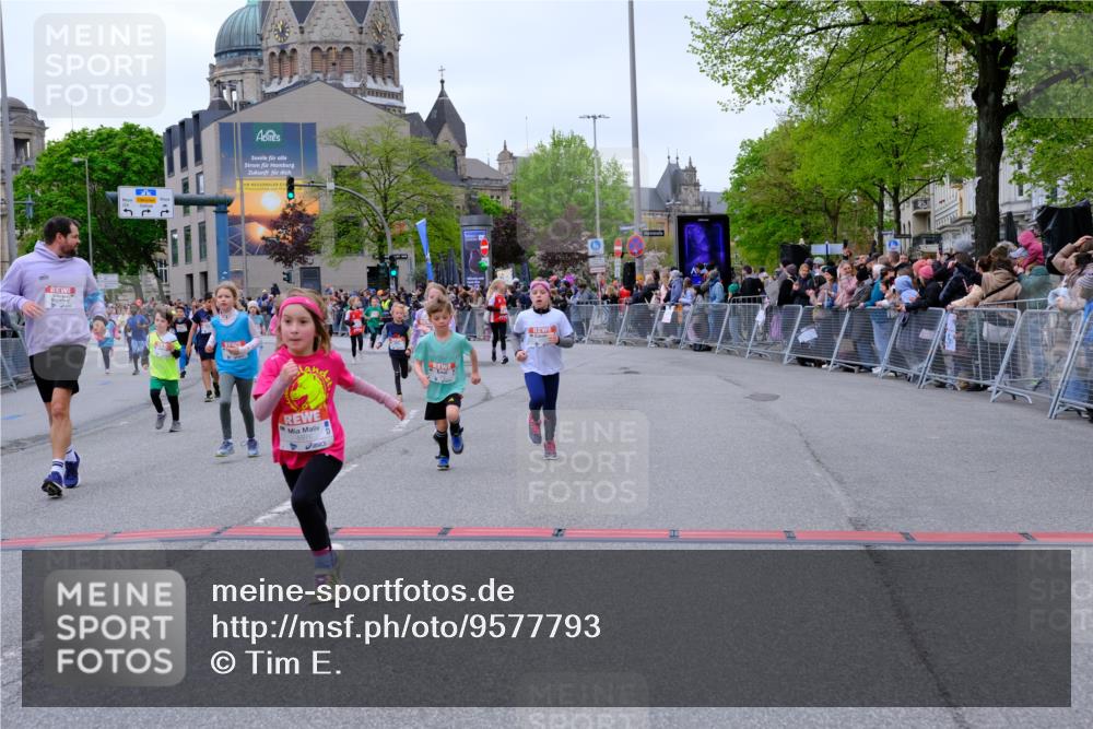 25.04.2026 - Das Zehntel Tim E. http://msf.ph/oto/9577793 25.04.2026 11:01:29 Ziel 5055, 5065, 5138, 5653, 5670, 5718, 5868, 5935, 5941, 5947, 5976, 5980, 5992, 6203, 6204, 6833, 7020, 7085, 7157, 7188, 7443, 7482, 7573, 7707, 7708, 7728 meine-sportfotos.de