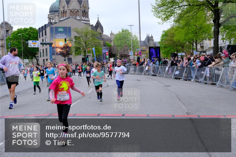25.04.2026 - Das Zehntel Tim E. http://msf.ph/oto/9577794 25.04.2026 11:01:29 Ziel 5055, 5065, 5138, 5653, 5670, 5718, 5868, 5935, 5941, 5947, 5976, 5980, 5992, 6203, 6204, 6833, 7020, 7085, 7157, 7188, 7443, 7482, 7573, 7707, 7708, 7728 meine-sportfotos.de