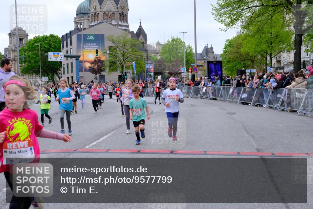 25.04.2026 - Das Zehntel Tim E. http://msf.ph/oto/9577799 25.04.2026 11:01:29 Ziel 5055, 5065, 5138, 5653, 5670, 5718, 5868, 5935, 5941, 5947, 5976, 5980, 5992, 6203, 6204, 6833, 7020, 7085, 7157, 7188, 7443, 7482, 7573, 7707, 7708, 7728 meine-sportfotos.de