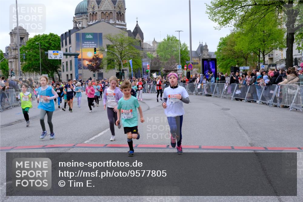 25.04.2026 - Das Zehntel Tim E. http://msf.ph/oto/9577805 25.04.2026 11:01:30 Ziel 5055, 5065, 5479, 5653, 5718, 5868, 5935, 5941, 5947, 5976, 5980, 5992, 6203, 6204, 6833, 7020, 7085, 7157, 7188, 7443, 7482, 7573, 7707, 7708, 7728 meine-sportfotos.de