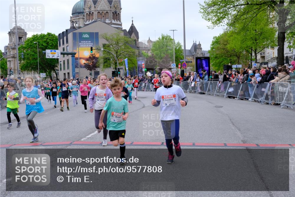 25.04.2026 - Das Zehntel Tim E. http://msf.ph/oto/9577808 25.04.2026 11:01:30 Ziel 5055, 5065, 5479, 5653, 5718, 5868, 5935, 5941, 5947, 5976, 5980, 5992, 6203, 6204, 6833, 7020, 7085, 7157, 7188, 7443, 7482, 7573, 7707, 7708, 7728 meine-sportfotos.de