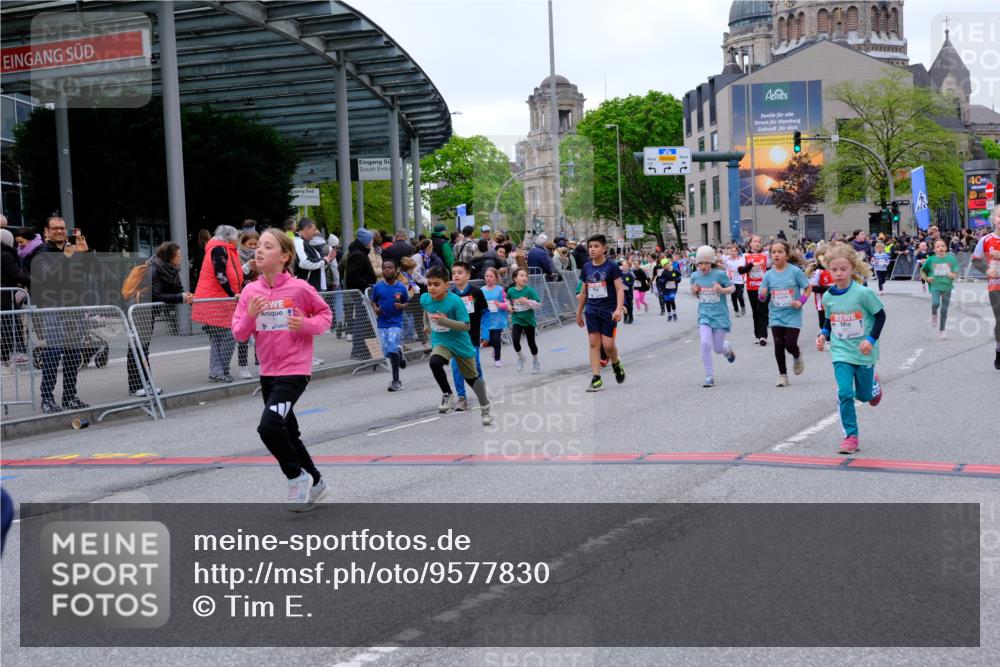25.04.2026 - Das Zehntel Tim E. http://msf.ph/oto/9577830 25.04.2026 11:01:34 Ziel 5055, 5065, 5118, 5310, 5312, 5313, 5369, 5479, 5491, 5653, 5664, 5868, 5935, 5941, 5947, 5976, 5992, 6203, 6204, 6453, 6760, 6833, 7020, 7188, 7443, 7482, 7502, 7542, 7707, 7708, 7728, 7789, 7920 meine-sportfotos.de