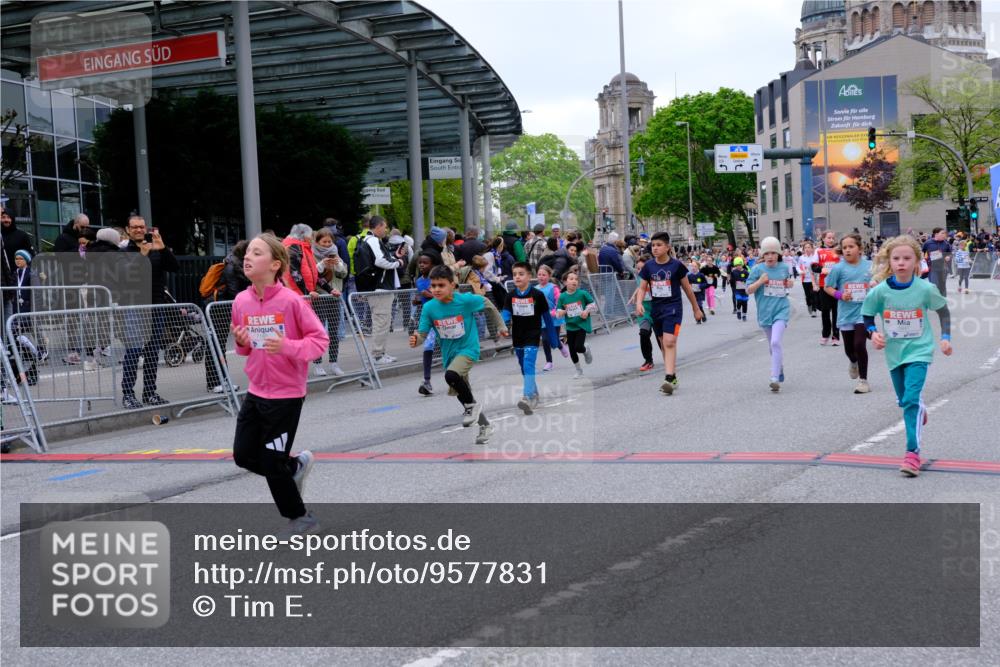25.04.2026 - Das Zehntel Tim E. http://msf.ph/oto/9577831 25.04.2026 11:01:34 Ziel 5055, 5065, 5118, 5310, 5312, 5313, 5369, 5479, 5491, 5653, 5664, 5868, 5935, 5941, 5947, 5976, 5992, 6203, 6204, 6453, 6760, 6833, 7020, 7188, 7443, 7482, 7502, 7542, 7707, 7708, 7728, 7789, 7920 meine-sportfotos.de