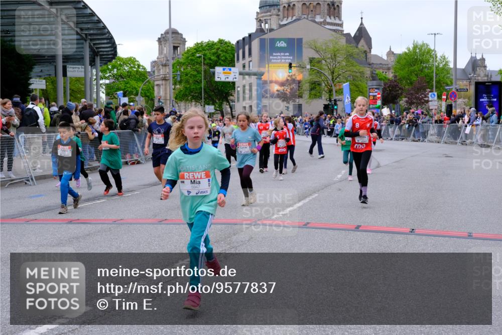 25.04.2026 - Das Zehntel Tim E. http://msf.ph/oto/9577837 25.04.2026 11:01:35 Ziel 5055, 5065, 5118, 5310, 5312, 5313, 5369, 5479, 5491, 5653, 5664, 5868, 5935, 5941, 5947, 5976, 5992, 6203, 6204, 6453, 6760, 6767, 7188, 7502, 7542, 7707, 7708, 7728, 7789, 7920 meine-sportfotos.de