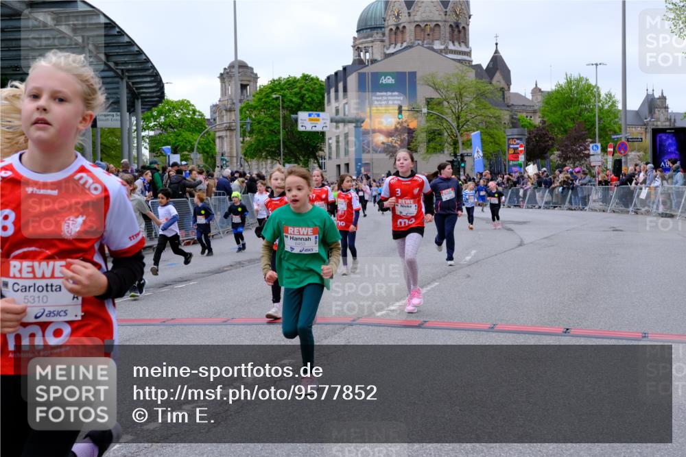 25.04.2026 - Das Zehntel Tim E. http://msf.ph/oto/9577852 25.04.2026 11:01:38 Ziel 5118, 5310, 5312, 5313, 5314, 5321, 5369, 5479, 5491, 5664, 5868, 5947, 5992, 6170, 6203, 6204, 6453, 6582, 6595, 6688, 6725, 6760, 6767, 7188, 7502, 7542, 7789, 7920 meine-sportfotos.de