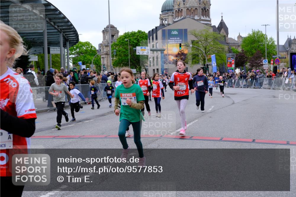 25.04.2026 - Das Zehntel Tim E. http://msf.ph/oto/9577853 25.04.2026 11:01:38 Ziel 5118, 5310, 5312, 5313, 5314, 5321, 5369, 5479, 5491, 5664, 5868, 5947, 5992, 6170, 6203, 6204, 6453, 6582, 6595, 6688, 6725, 6760, 6767, 7188, 7502, 7542, 7789, 7920 meine-sportfotos.de