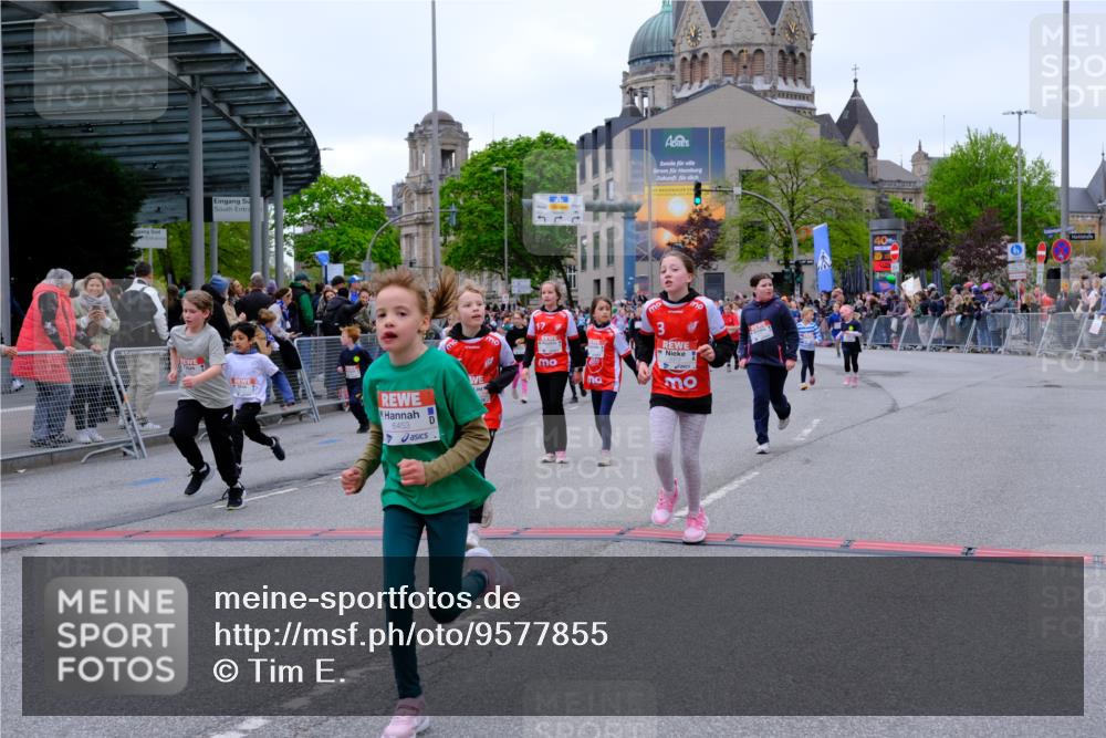25.04.2026 - Das Zehntel Tim E. http://msf.ph/oto/9577855 25.04.2026 11:01:38 Ziel 5118, 5310, 5312, 5313, 5314, 5321, 5369, 5479, 5491, 5664, 5868, 5947, 5992, 6170, 6203, 6204, 6453, 6582, 6595, 6688, 6725, 6760, 6767, 7188, 7502, 7542, 7789, 7920 meine-sportfotos.de