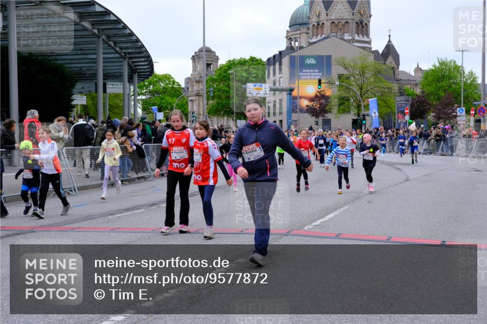 25.04.2026 - Das Zehntel Tim E. http://msf.ph/oto/9577872 25.04.2026 11:01:41 Ziel 5118, 5131, 5133, 5310, 5312, 5313, 5314, 5321, 5369, 5479, 5491, 5664, 5868, 5947, 6170, 6453, 6569, 6578, 6582, 6595, 6688, 6725, 6760, 6767, 6992, 7001, 7502, 7542, 7789, 7920 meine-sportfotos.de