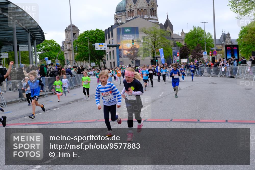 25.04.2026 - Das Zehntel Tim E. http://msf.ph/oto/9577883 25.04.2026 11:01:45 Ziel 5118, 5131, 5133, 5147, 5242, 5253, 5313, 5314, 5321, 5363, 6170, 6396, 6569, 6578, 6582, 6595, 6688, 6689, 6690, 6725, 6731, 6760, 6767, 6827, 6846, 6992, 7001, 7776 meine-sportfotos.de