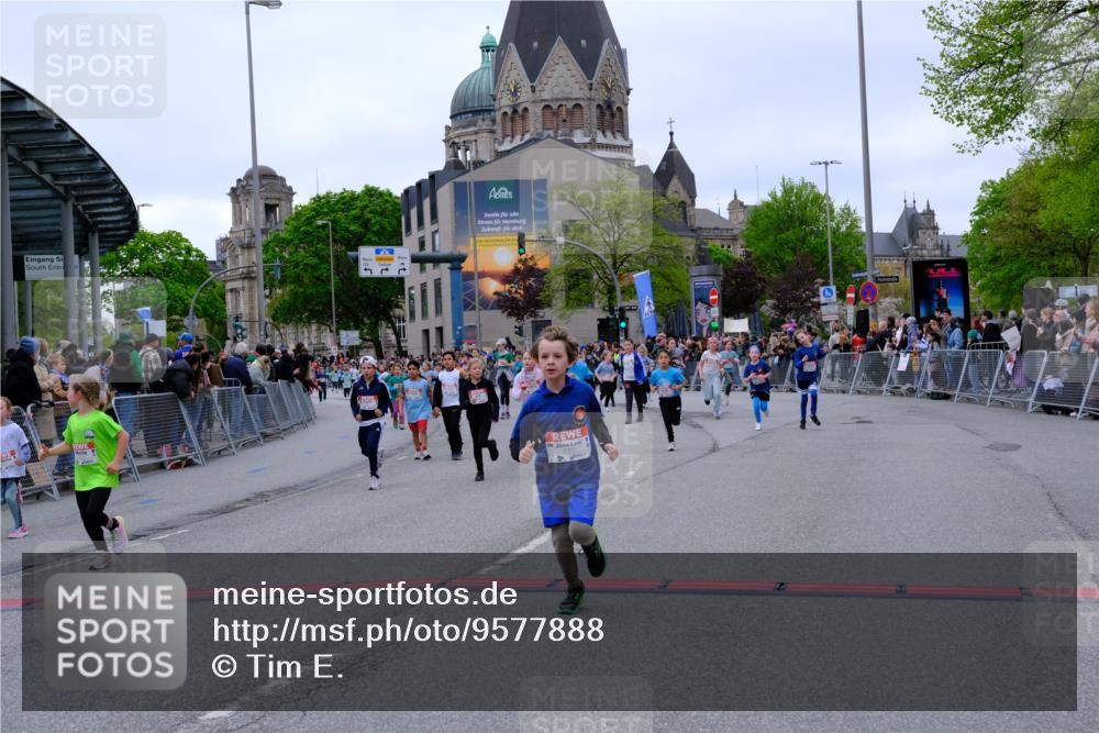 25.04.2026 - Das Zehntel Tim E. http://msf.ph/oto/9577888 25.04.2026 11:01:47 Ziel 5131, 5133, 5147, 5149, 5242, 5253, 5314, 5321, 5359, 5361, 5363, 6170, 6396, 6569, 6578, 6582, 6595, 6688, 6689, 6690, 6725, 6731, 6767, 6827, 6846, 6992, 7001, 7776 meine-sportfotos.de