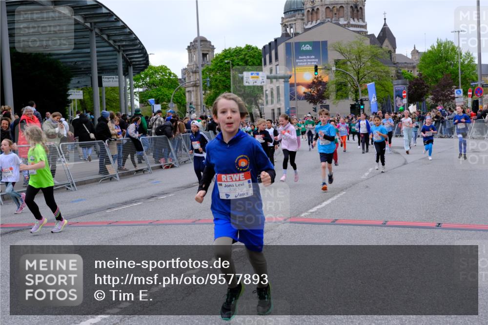 25.04.2026 - Das Zehntel Tim E. http://msf.ph/oto/9577893 25.04.2026 11:01:48 Ziel 5131, 5133, 5147, 5149, 5242, 5253, 5314, 5321, 5359, 5361, 5363, 6170, 6233, 6254, 6396, 6569, 6578, 6582, 6595, 6688, 6689, 6690, 6725, 6731, 6827, 6846, 6992, 7001, 7642, 7776 meine-sportfotos.de