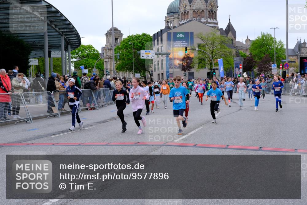 25.04.2026 - Das Zehntel Tim E. http://msf.ph/oto/9577896 25.04.2026 11:01:49 Ziel 5131, 5133, 5147, 5149, 5242, 5253, 5359, 5361, 5363, 6170, 6233, 6254, 6396, 6569, 6578, 6582, 6595, 6688, 6689, 6690, 6725, 6731, 6827, 6846, 6992, 7001, 7642, 7776, 7924 meine-sportfotos.de