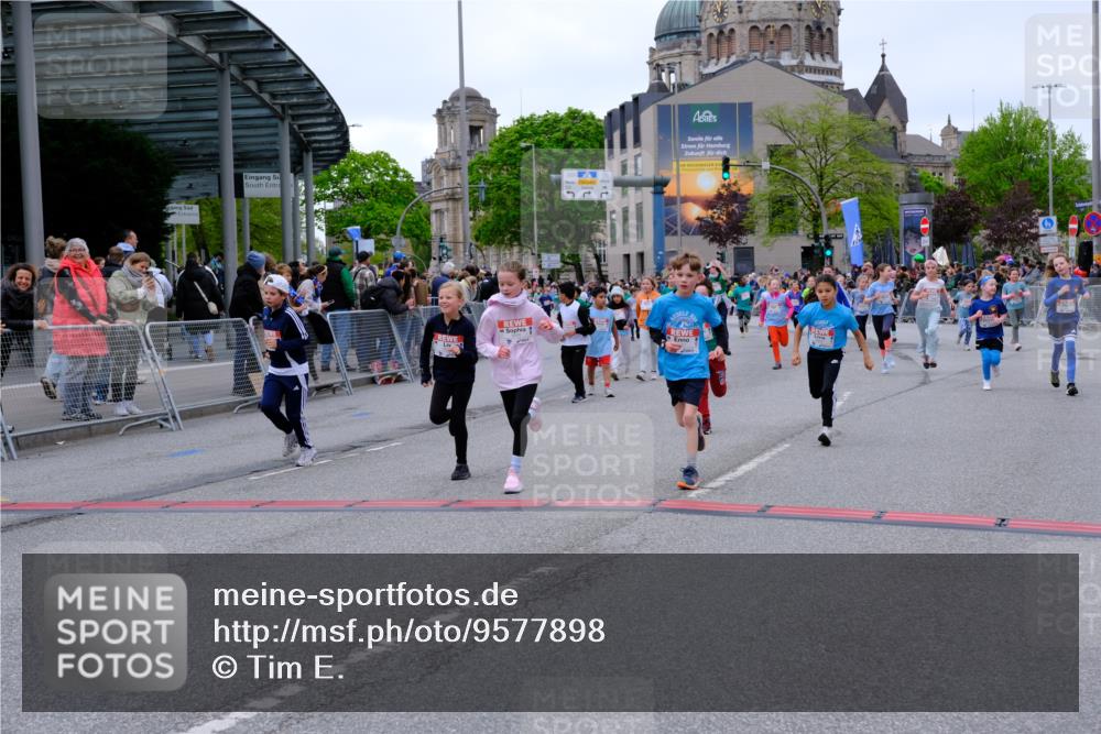 25.04.2026 - Das Zehntel Tim E. http://msf.ph/oto/9577898 25.04.2026 11:01:49 Ziel 5131, 5133, 5147, 5149, 5242, 5253, 5359, 5361, 5363, 6170, 6233, 6254, 6396, 6569, 6578, 6582, 6595, 6688, 6689, 6690, 6725, 6731, 6827, 6846, 6992, 7001, 7642, 7776, 7924 meine-sportfotos.de