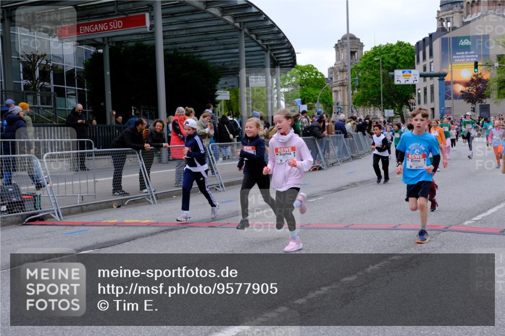 25.04.2026 - Das Zehntel Tim E. http://msf.ph/oto/9577905 25.04.2026 11:01:50 Ziel 5131, 5133, 5147, 5149, 5242, 5253, 5359, 5361, 5363, 6170, 6233, 6254, 6396, 6569, 6578, 6689, 6690, 6731, 6827, 6846, 6992, 7001, 7642, 7773, 7776, 7924, 7974 meine-sportfotos.de