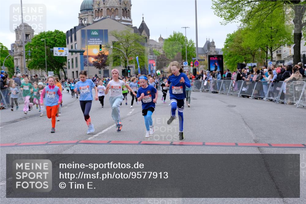 25.04.2026 - Das Zehntel Tim E. http://msf.ph/oto/9577913 25.04.2026 11:01:52 Ziel 5076, 5131, 5133, 5147, 5149, 5157, 5220, 5242, 5253, 5359, 5361, 5363, 5462, 5465, 6223, 6233, 6254, 6396, 6398, 6405, 6689, 6690, 6731, 6827, 6846, 7428, 7434, 7617, 7642, 7667, 7769, 7773, 7776, 7924, 7974, 7997 meine-sportfotos.de