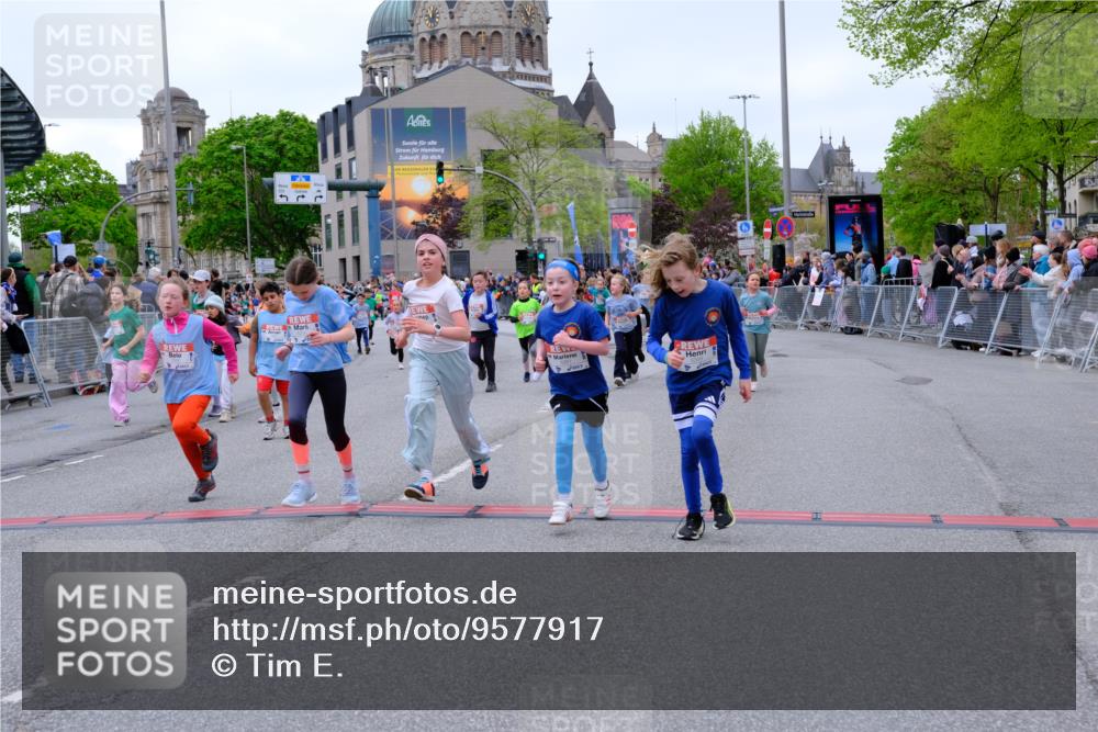 25.04.2026 - Das Zehntel Tim E. http://msf.ph/oto/9577917 25.04.2026 11:01:53 Ziel 5076, 5147, 5149, 5157, 5220, 5242, 5253, 5359, 5361, 5363, 5462, 5465, 5882, 6223, 6233, 6254, 6396, 6398, 6405, 6689, 6690, 6731, 6827, 6846, 7428, 7434, 7581, 7617, 7642, 7667, 7769, 7773, 7776, 7924, 7974, 7997 meine-sportfotos.de