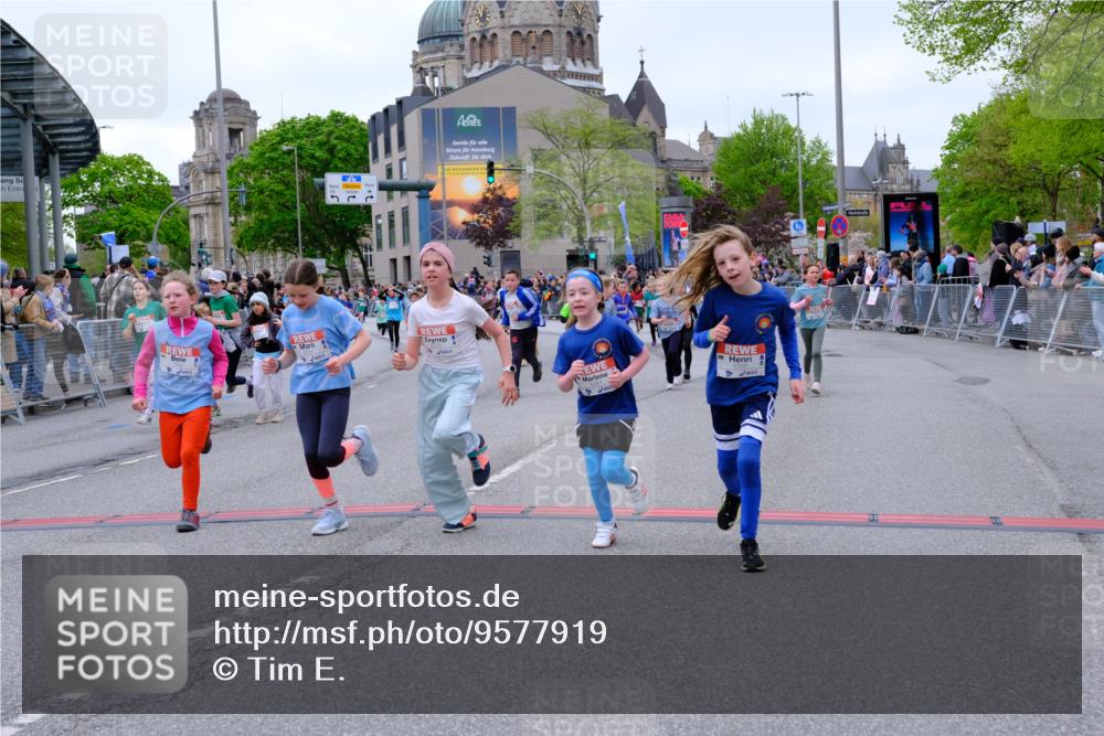 25.04.2026 - Das Zehntel Tim E. http://msf.ph/oto/9577919 25.04.2026 11:01:53 Ziel 5076, 5147, 5149, 5157, 5220, 5242, 5253, 5359, 5361, 5363, 5462, 5465, 5882, 6223, 6233, 6254, 6396, 6398, 6405, 6689, 6690, 6731, 6827, 6846, 7428, 7434, 7581, 7617, 7642, 7667, 7769, 7773, 7776, 7924, 7974, 7997 meine-sportfotos.de