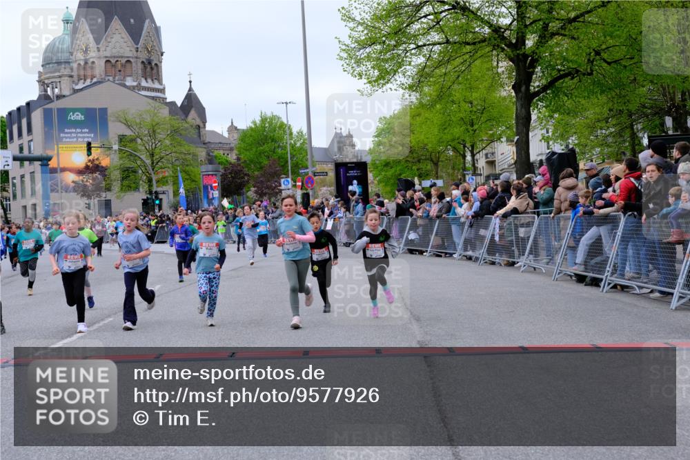 25.04.2026 - Das Zehntel Tim E. http://msf.ph/oto/9577926 25.04.2026 11:01:55 Ziel 5076, 5123, 5147, 5149, 5157, 5220, 5242, 5253, 5359, 5361, 5462, 5465, 5882, 6223, 6233, 6254, 6397, 6398, 6405, 6689, 6690, 6731, 6827, 6846, 7428, 7434, 7581, 7617, 7642, 7667, 7769, 7773, 7776, 7815, 7833, 7924, 7974, 7997 meine-sportfotos.de
