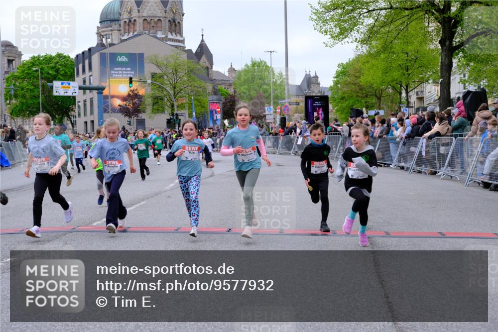 25.04.2026 - Das Zehntel Tim E. http://msf.ph/oto/9577932 25.04.2026 11:01:56 Ziel 5076, 5123, 5148, 5149, 5157, 5220, 5359, 5361, 5462, 5465, 5663, 5717, 5723, 5882, 6223, 6233, 6254, 6397, 6398, 6405, 6689, 6690, 6731, 6827, 6846, 7428, 7434, 7581, 7617, 7642, 7667, 7769, 7773, 7776, 7815, 7833, 7924, 7974, 7997 meine-sportfotos.de