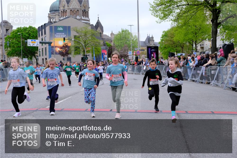 25.04.2026 - Das Zehntel Tim E. http://msf.ph/oto/9577933 25.04.2026 11:01:56 Ziel 5076, 5123, 5148, 5149, 5157, 5220, 5359, 5361, 5462, 5465, 5663, 5717, 5723, 5882, 6223, 6233, 6254, 6397, 6398, 6405, 6689, 6690, 6731, 6827, 6846, 7428, 7434, 7581, 7617, 7642, 7667, 7769, 7773, 7776, 7815, 7833, 7924, 7974, 7997 meine-sportfotos.de
