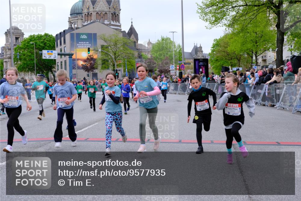 25.04.2026 - Das Zehntel Tim E. http://msf.ph/oto/9577935 25.04.2026 11:01:56 Ziel 5076, 5123, 5148, 5149, 5157, 5220, 5359, 5361, 5462, 5465, 5663, 5717, 5723, 5882, 6223, 6233, 6254, 6397, 6398, 6405, 6689, 6690, 6731, 6827, 6846, 7428, 7434, 7581, 7617, 7642, 7667, 7769, 7773, 7776, 7815, 7833, 7924, 7974, 7997 meine-sportfotos.de