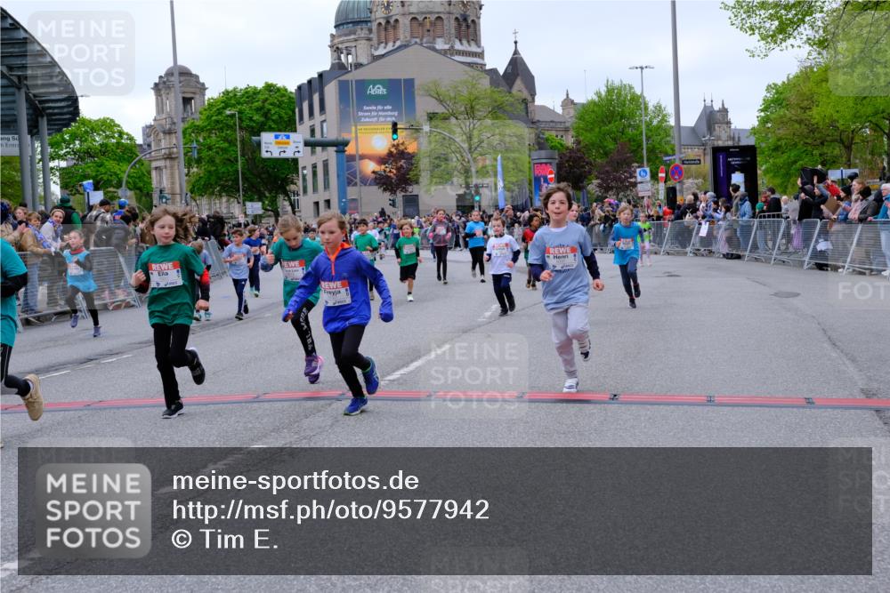 25.04.2026 - Das Zehntel Tim E. http://msf.ph/oto/9577942 25.04.2026 11:01:59 Ziel 5076, 5123, 5148, 5149, 5157, 5220, 5359, 5361, 5368, 5385, 5462, 5465, 5663, 5717, 5723, 5882, 6223, 6233, 6254, 6392, 6397, 6398, 6401, 6405, 6449, 6452, 7428, 7434, 7581, 7617, 7642, 7667, 7769, 7773, 7815, 7833, 7924, 7974, 7997 meine-sportfotos.de