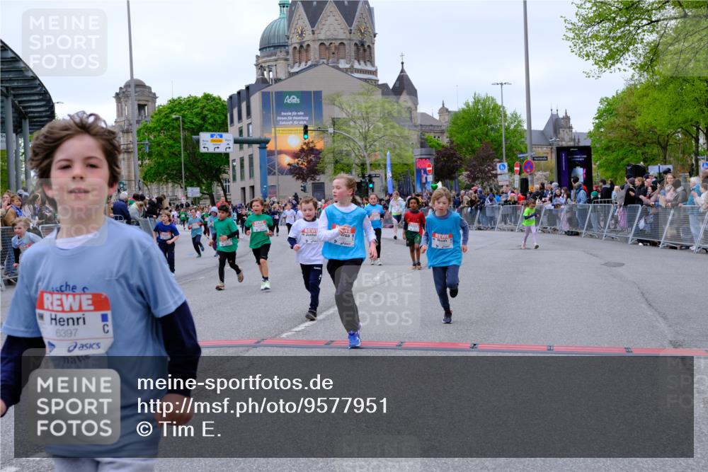25.04.2026 - Das Zehntel Tim E. http://msf.ph/oto/9577951 25.04.2026 11:02:01 Ziel 5076, 5123, 5148, 5157, 5220, 5228, 5368, 5385, 5462, 5465, 5663, 5717, 5723, 5882, 5997, 6223, 6392, 6397, 6398, 6401, 6405, 6449, 6452, 6865, 6885, 7336, 7428, 7434, 7581, 7617, 7667, 7769, 7773, 7815, 7833, 7924, 7974, 7997 meine-sportfotos.de