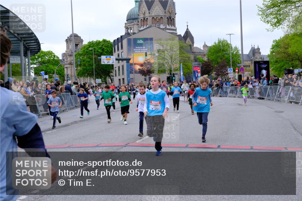 25.04.2026 - Das Zehntel Tim E. http://msf.ph/oto/9577953 25.04.2026 11:02:01 Ziel 5076, 5123, 5148, 5157, 5220, 5228, 5368, 5385, 5462, 5465, 5663, 5717, 5723, 5882, 5997, 6223, 6392, 6397, 6398, 6401, 6405, 6449, 6452, 6865, 6885, 7336, 7428, 7434, 7581, 7617, 7667, 7769, 7773, 7815, 7833, 7924, 7974, 7997 meine-sportfotos.de