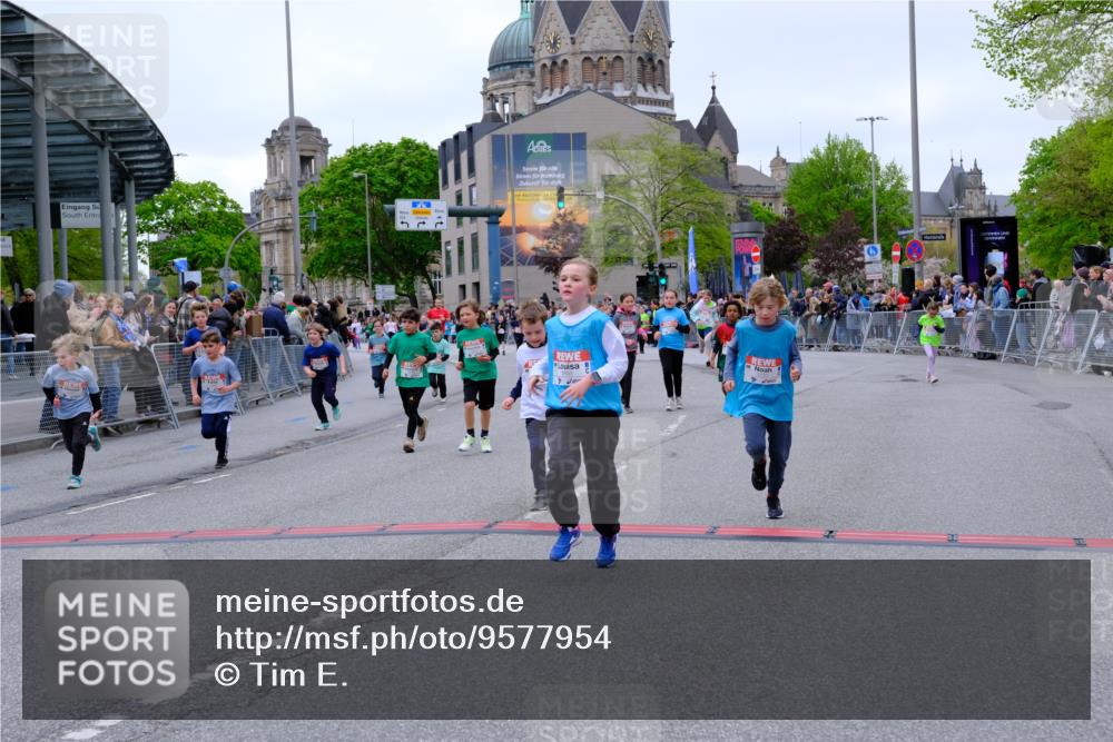 25.04.2026 - Das Zehntel Tim E. http://msf.ph/oto/9577954 25.04.2026 11:02:01 Ziel 5076, 5123, 5148, 5157, 5220, 5228, 5368, 5385, 5462, 5465, 5663, 5717, 5723, 5882, 5997, 6223, 6392, 6397, 6398, 6401, 6405, 6449, 6452, 6865, 6885, 7336, 7428, 7434, 7581, 7617, 7667, 7769, 7773, 7815, 7833, 7924, 7974, 7997 meine-sportfotos.de