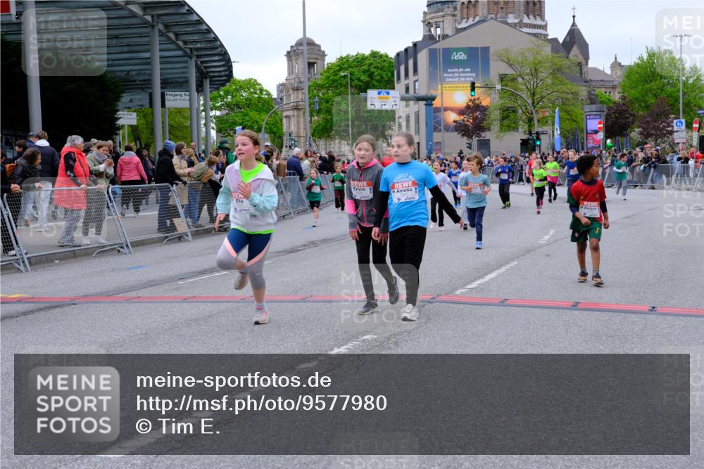 25.04.2026 - Das Zehntel Tim E. http://msf.ph/oto/9577980 25.04.2026 11:02:07 Ziel 5107, 5114, 5140, 5148, 5228, 5282, 5332, 5368, 5385, 5663, 5717, 5723, 5958, 5997, 6282, 6392, 6401, 6449, 6452, 6611, 6865, 6885, 7011, 7336, 7485, 7488, 7524, 7536, 7787, 7795 meine-sportfotos.de