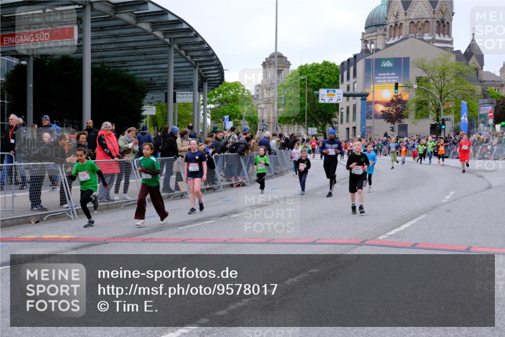 25.04.2026 - Das Zehntel Tim E. http://msf.ph/oto/9578017 25.04.2026 11:02:16 Ziel 5107, 5114, 5282, 5332, 5345, 5466, 5467, 5530, 5582, 5772, 5892, 5958, 6282, 6611, 6866, 7011, 7265, 7445, 7485, 7787, 7795, 7814 meine-sportfotos.de