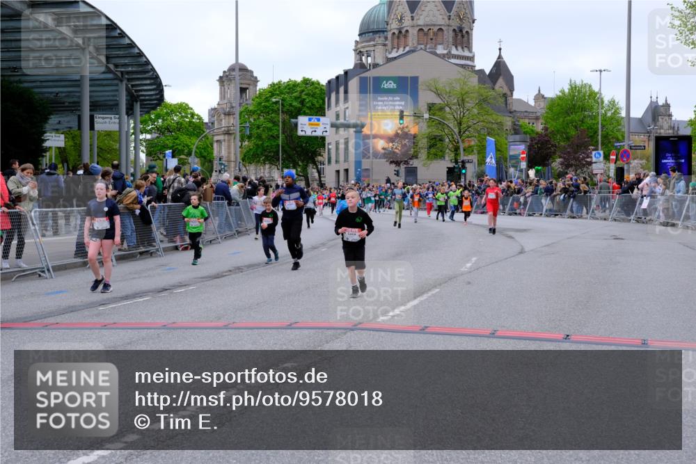 25.04.2026 - Das Zehntel Tim E. http://msf.ph/oto/9578018 25.04.2026 11:02:16 Ziel 5107, 5114, 5282, 5332, 5345, 5466, 5467, 5530, 5582, 5772, 5892, 5958, 6282, 6611, 6866, 7011, 7265, 7445, 7485, 7787, 7795, 7814 meine-sportfotos.de