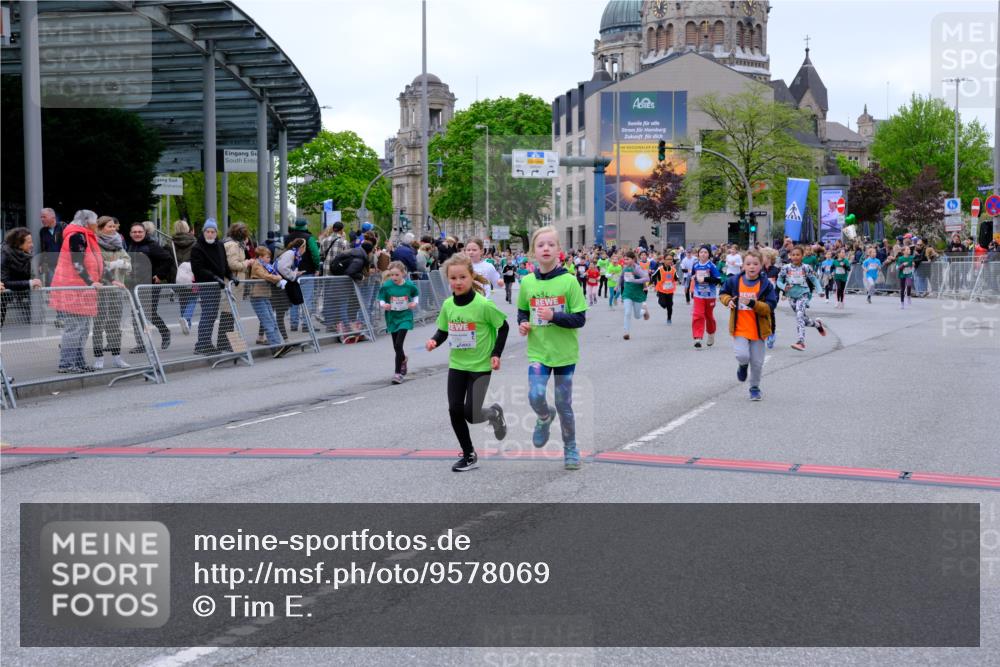 25.04.2026 - Das Zehntel Tim E. http://msf.ph/oto/9578069 25.04.2026 11:02:26 Ziel 5011, 5042, 5152, 5466, 5772, 5934, 5937, 5940, 6150, 6267, 6278, 6866, 7265, 7282, 7292, 7359, 7360, 7538, 7561, 7799, 7874, 7996 meine-sportfotos.de