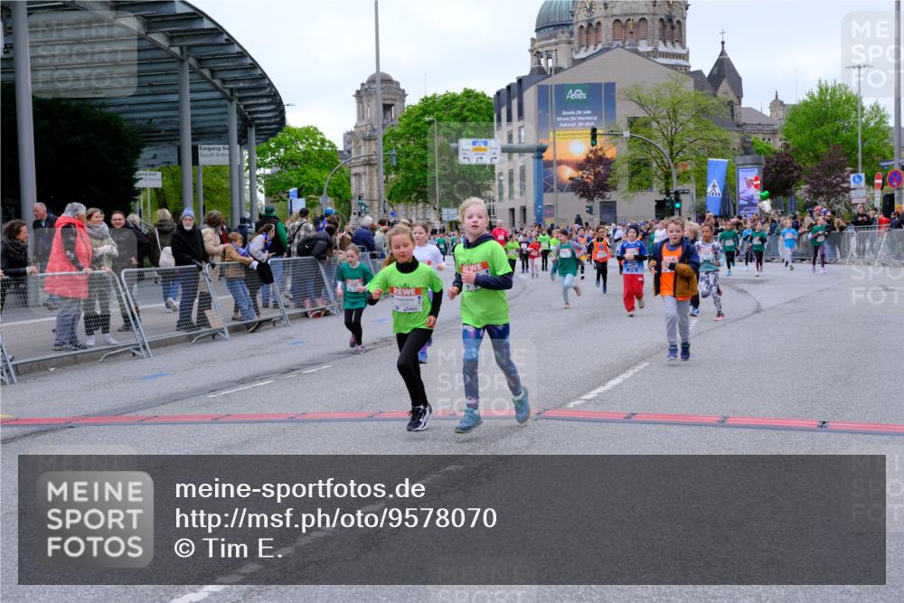 25.04.2026 - Das Zehntel Tim E. http://msf.ph/oto/9578070 25.04.2026 11:02:26 Ziel 5011, 5042, 5152, 5466, 5772, 5934, 5937, 5940, 6150, 6267, 6278, 6866, 7265, 7282, 7292, 7359, 7360, 7538, 7561, 7799, 7874, 7996 meine-sportfotos.de