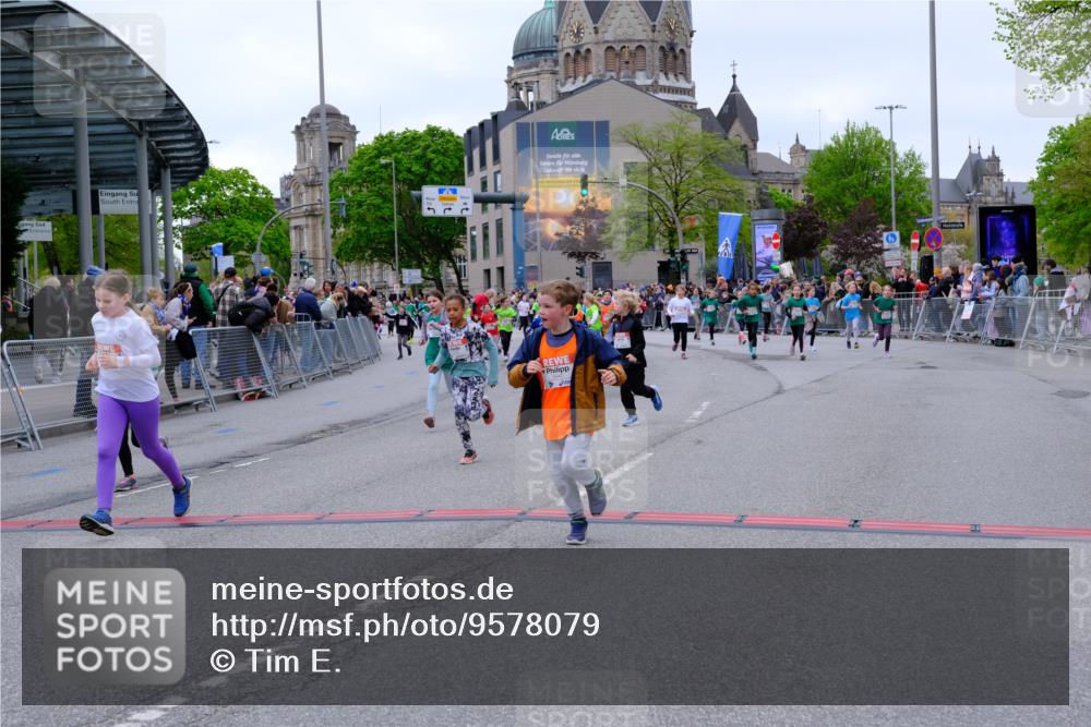 25.04.2026 - Das Zehntel Tim E. http://msf.ph/oto/9578079 25.04.2026 11:02:28 Ziel 5011, 5042, 5136, 5152, 5466, 5934, 5937, 5940, 6150, 6267, 6278, 6866, 7024, 7282, 7292, 7359, 7360, 7538, 7561, 7799, 7874, 7996 meine-sportfotos.de